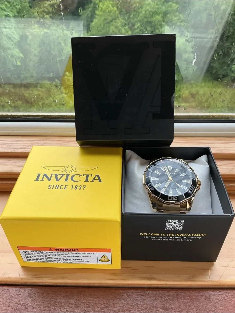 Invicta Diver Meridian Men's Watch - 46mm. Gold (69236)